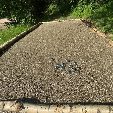 - Detente & Jacuzzi Aux Portes De Gerardmer 别墅 *