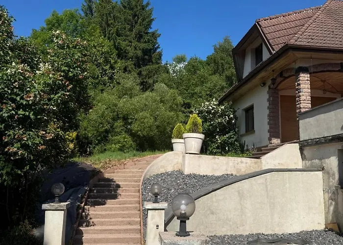 - Detente & Jacuzzi Aux Portes De Gerardmer Anould