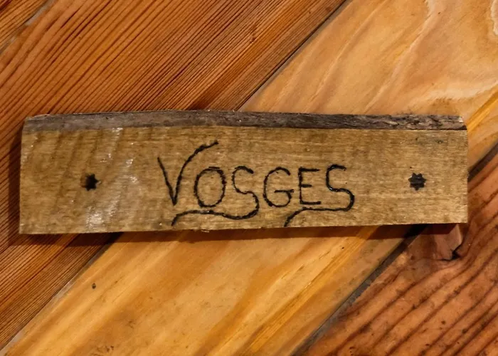 - Detente & Jacuzzi Aux Portes De Gerardmer Anould